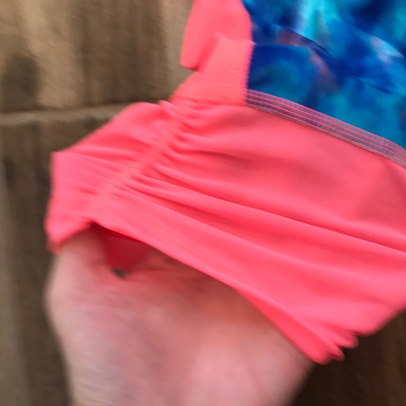 Xersion Fitted Workout Capris Size L - Picture 3 of 9